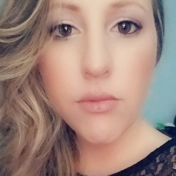 Meet your Posher, Kate - Picture 1 of 1